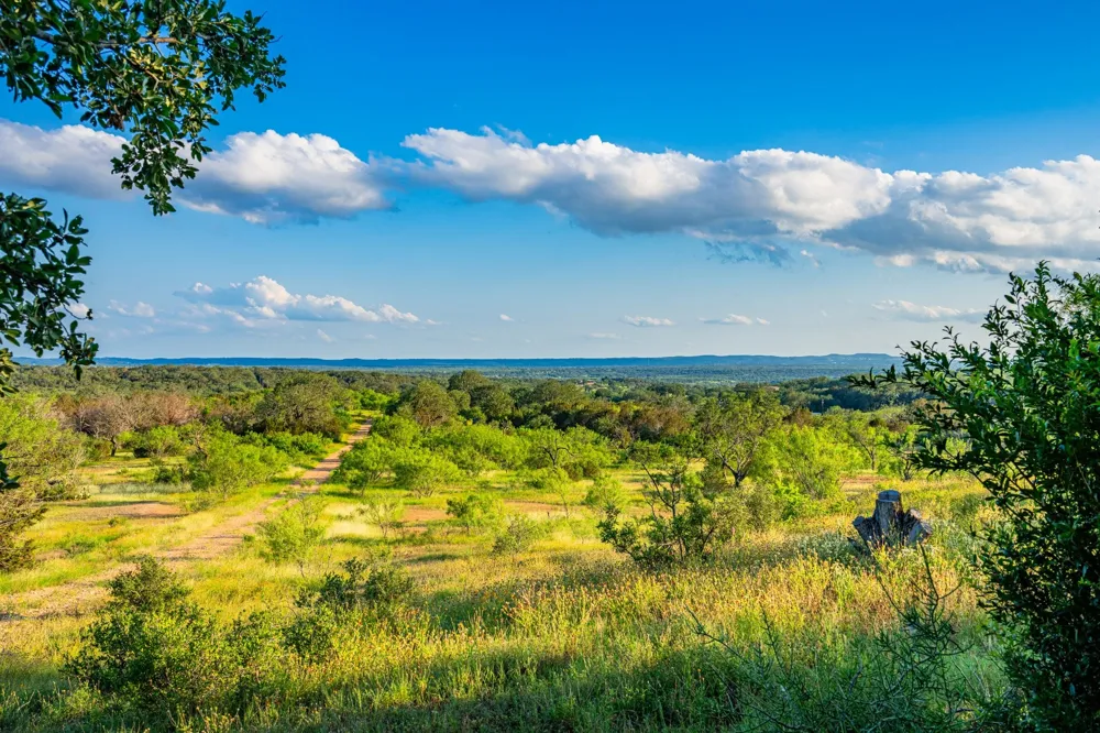 9738 E FM 1431 Marble Falls, TX 78654