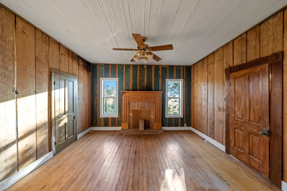 9738 E FM 1431 Marble Falls, TX 78654
