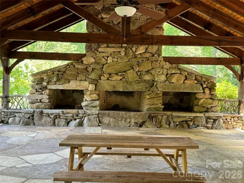 67 Peppervine Circle