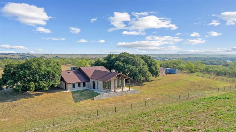 2296 County Road 290 Dublin, TX 76446