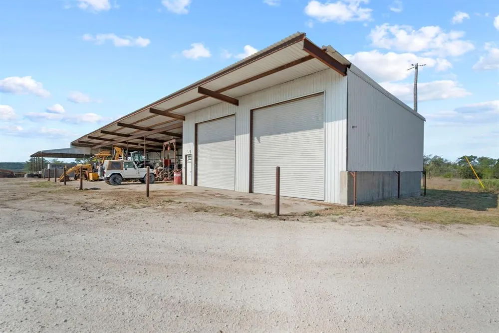 2296 County Road 290 Dublin, TX 76446