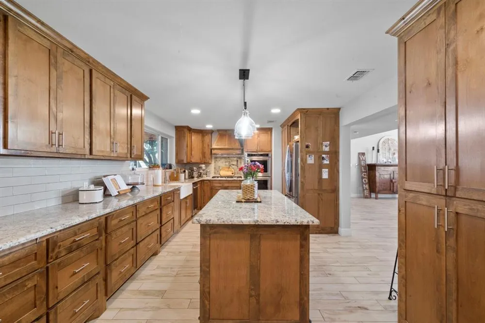 2296 County Road 290 Dublin, TX 76446