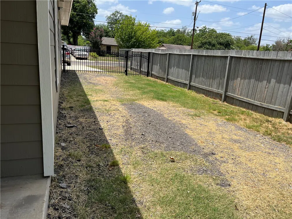 2826 Christian Drive San Antonio, TX 78222
