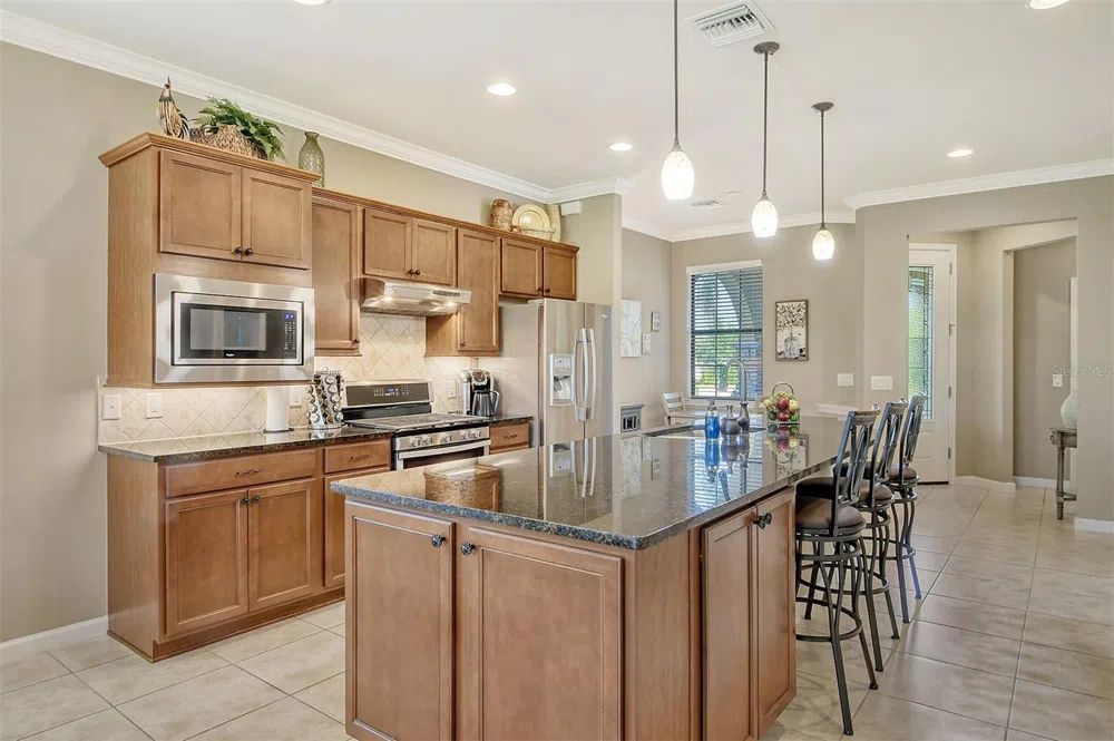 6743 HAVERHILL COURT Bradenton, FL 34202