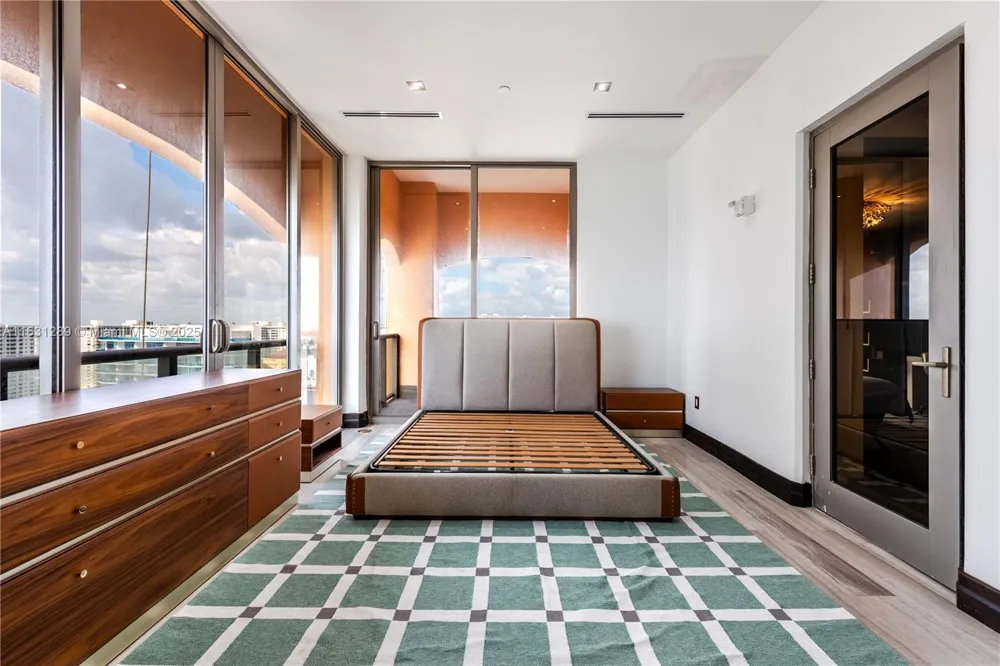 17749 Collins Ave #1802 Sunny Isles Beach, FL 33160