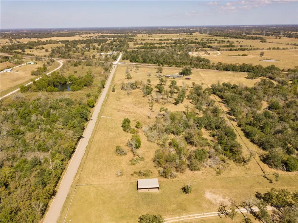 3 County Road 168 Iola, TX 77861
