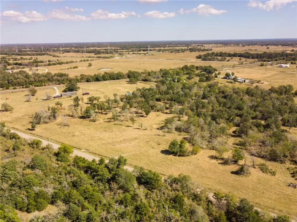 3 County Road 168 Iola, TX 77861