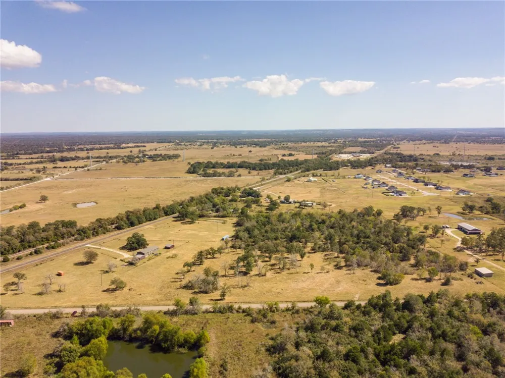 3 County Road 168 Iola, TX 77861