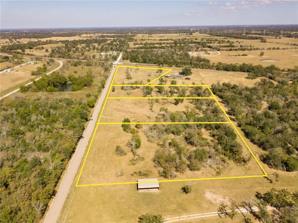 3 County Road 168 Iola, TX 77861