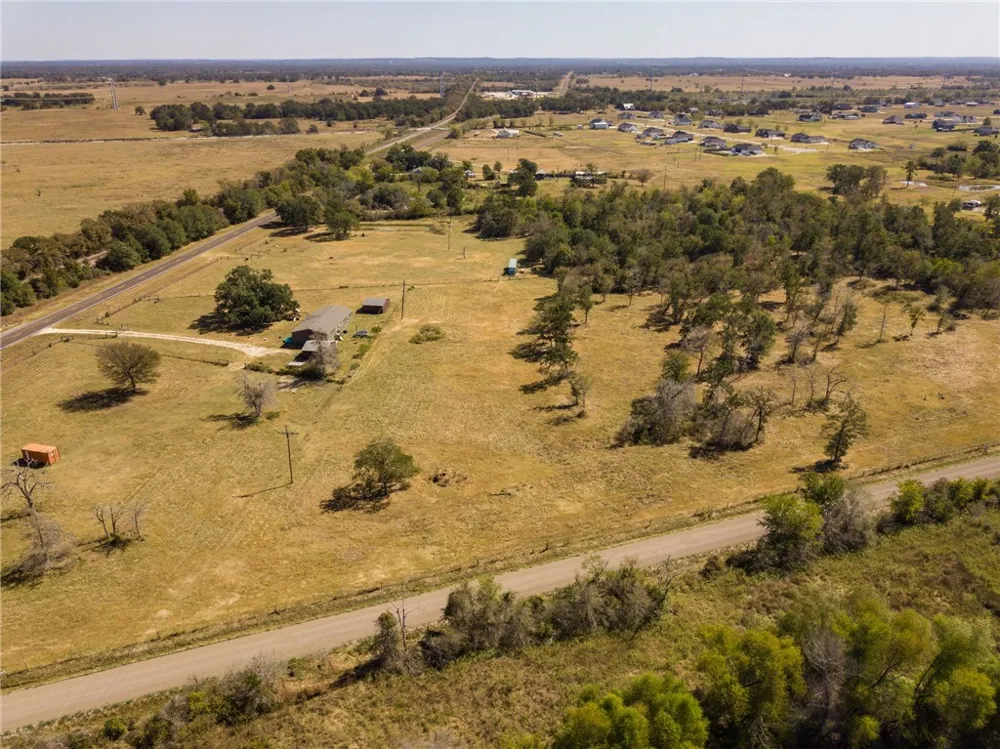 3 County Road 168 Iola, TX 77861