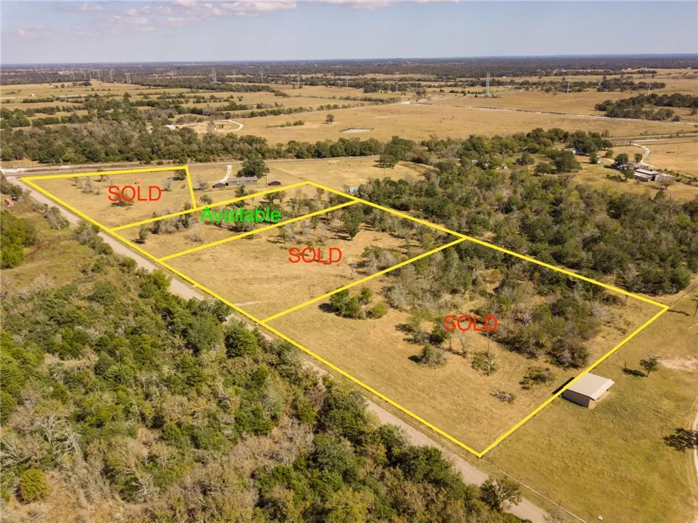 3 County Road 168 Iola, TX 77861