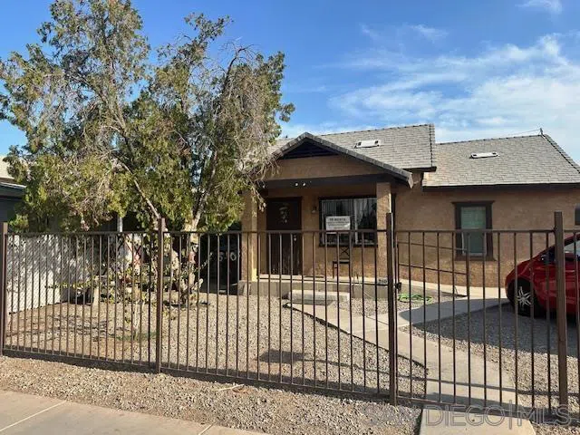 510 E 3rd Calexico, CA 92231