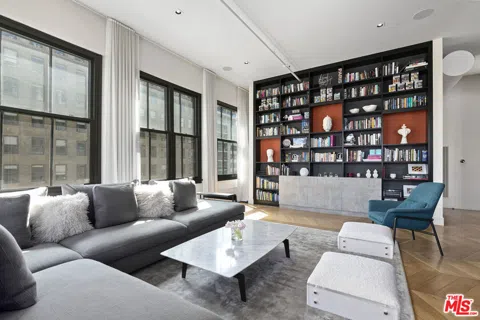 1645 Vine Street #606