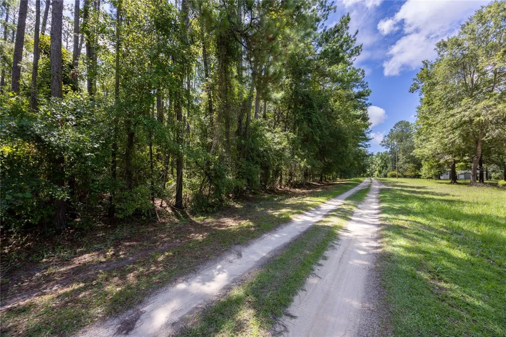 0 SE HAWTHORNE ROAD Hawthorne, FL 32640