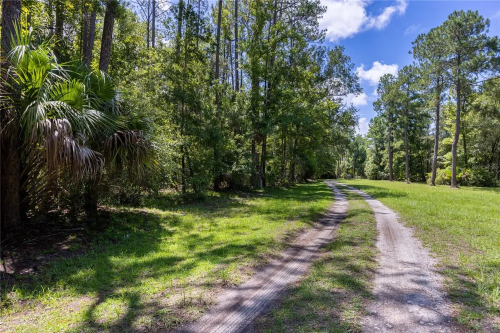 0 SE HAWTHORNE ROAD Hawthorne, FL 32640