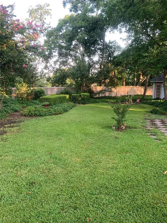607 2nd Street Honey Grove, TX 75446