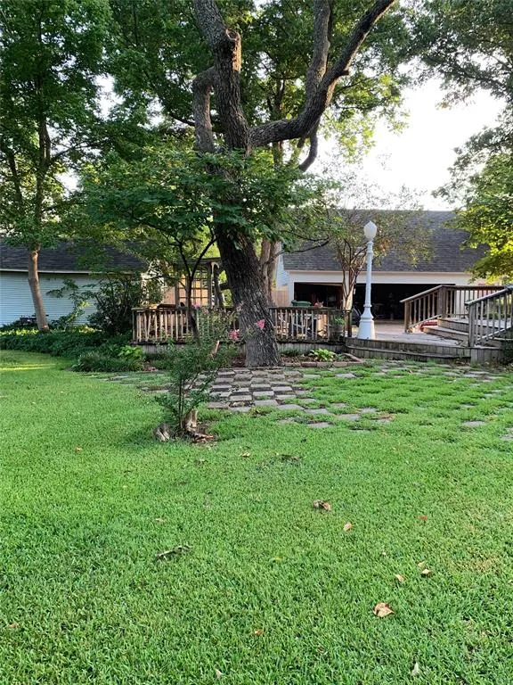 607 2nd Street Honey Grove, TX 75446