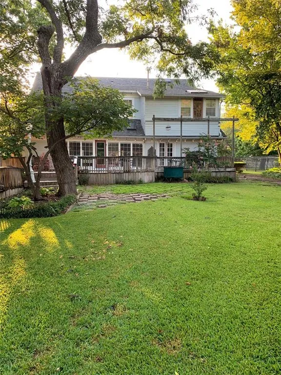 607 2nd Street Honey Grove, TX 75446