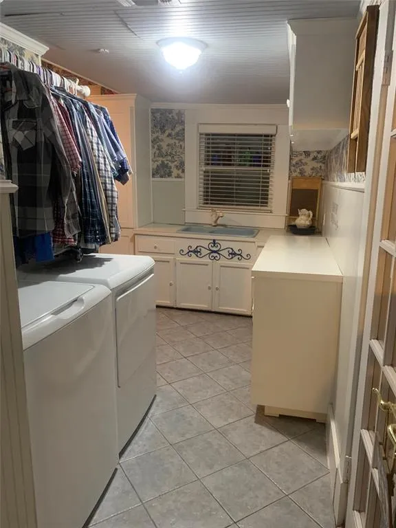 607 2nd Street Honey Grove, TX 75446