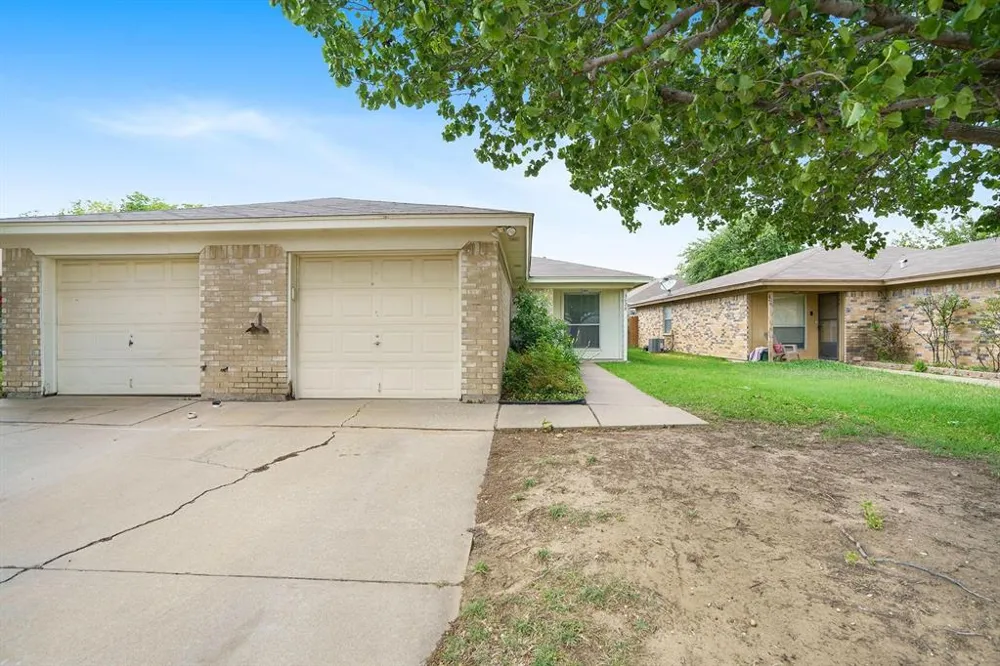 3628 Hulen Park Circle Fort Worth, TX 76123