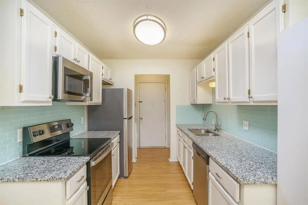 3628 Hulen Park Circle Fort Worth, TX 76123