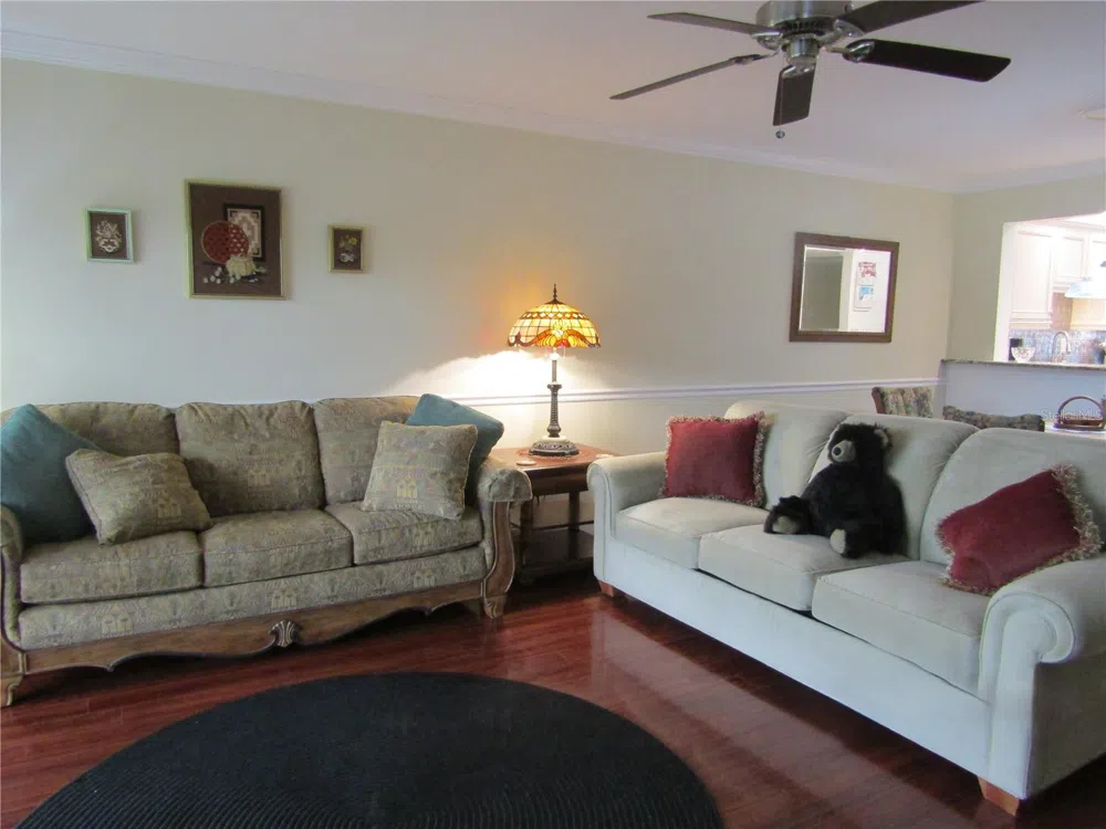 7351 W COUNTRY CLUB DRIVE #202 Sarasota, FL 34243