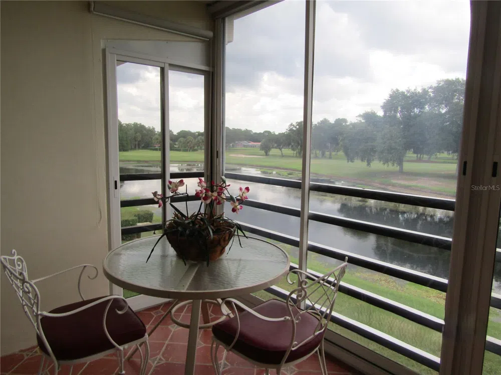 7351 W COUNTRY CLUB DRIVE #202 Sarasota, FL 34243