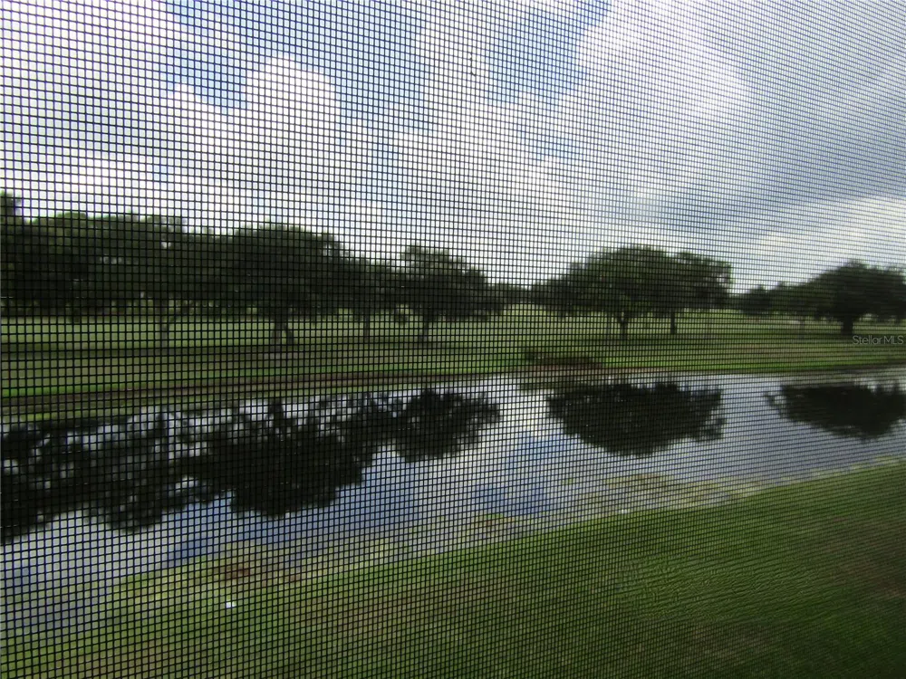 7351 W COUNTRY CLUB DRIVE #202 Sarasota, FL 34243