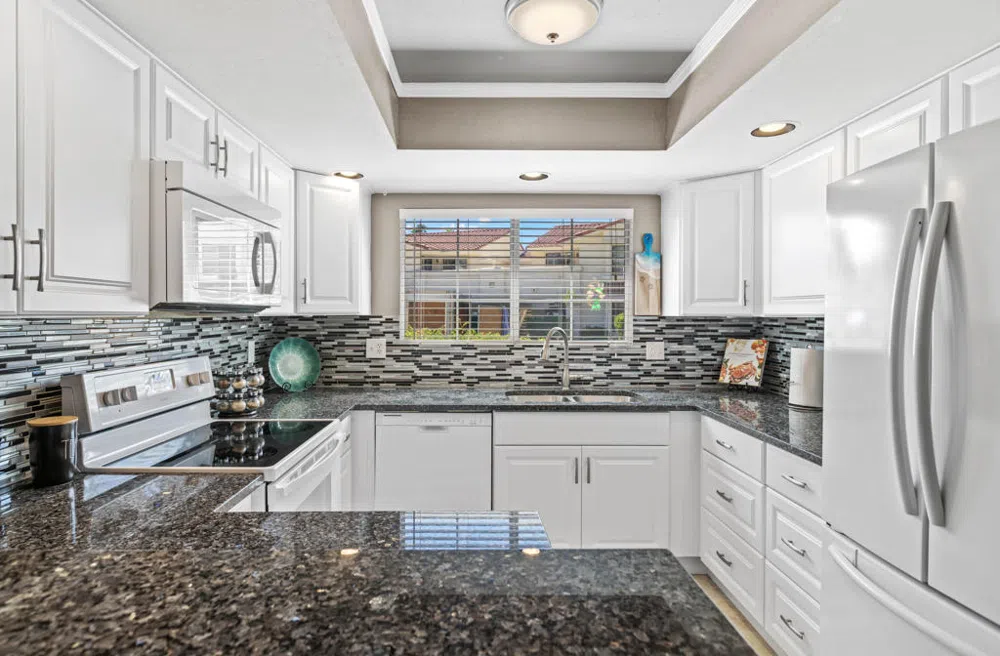 500 S Farrell Drive #P101 Palm Springs, CA 92264