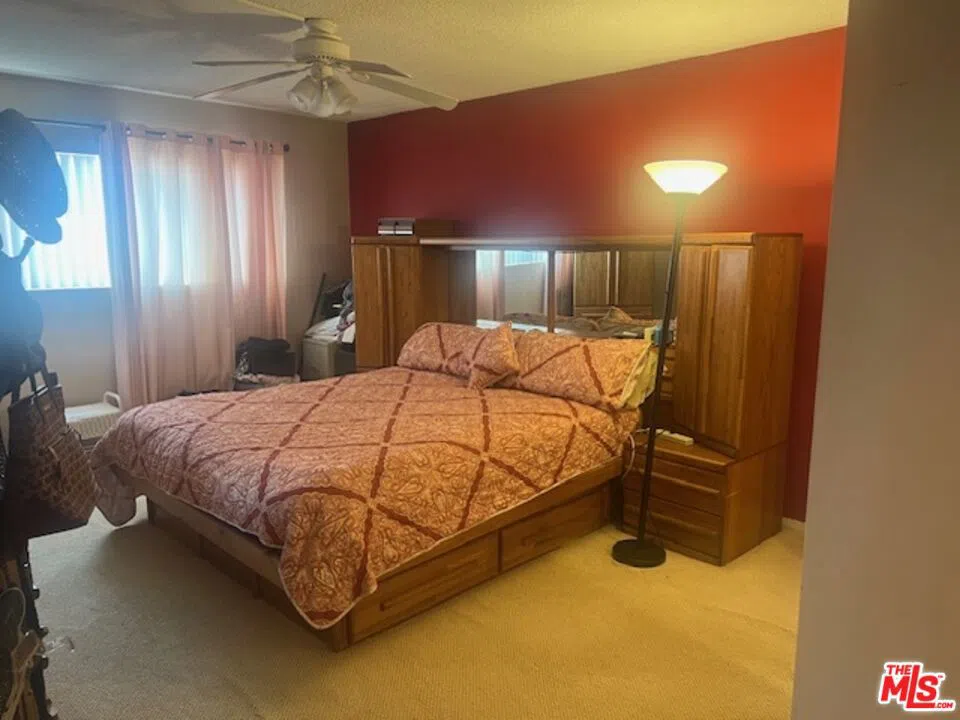 5376 Fairview Boulevard #210 Los Angeles, CA 90056