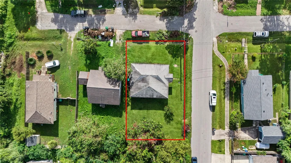 204 Blueberry Street Houston, TX 77018