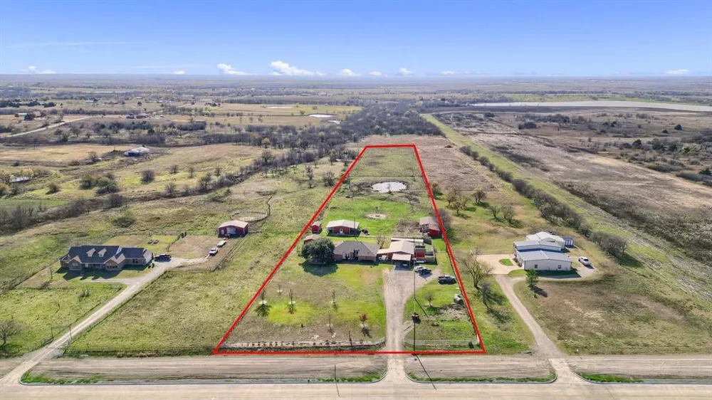 2700 W J Fred Smith Parkway Celina, TX 75009