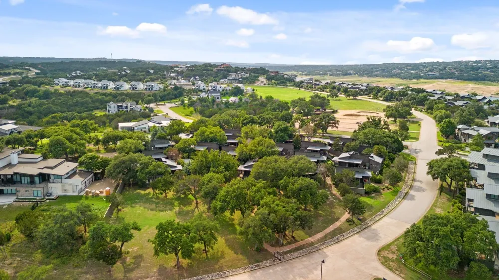2113 Barbaro Way #15 Spicewood, TX 78669