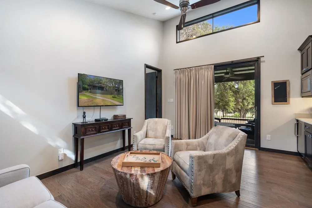 2113 Barbaro Way #15 Spicewood, TX 78669