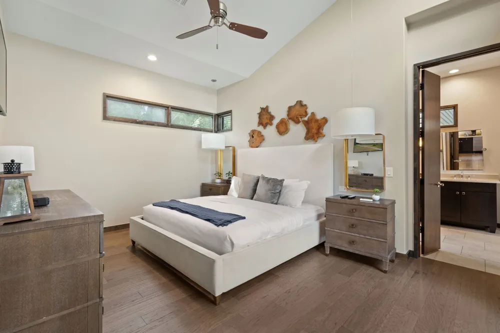 2113 Barbaro Way #15 Spicewood, TX 78669