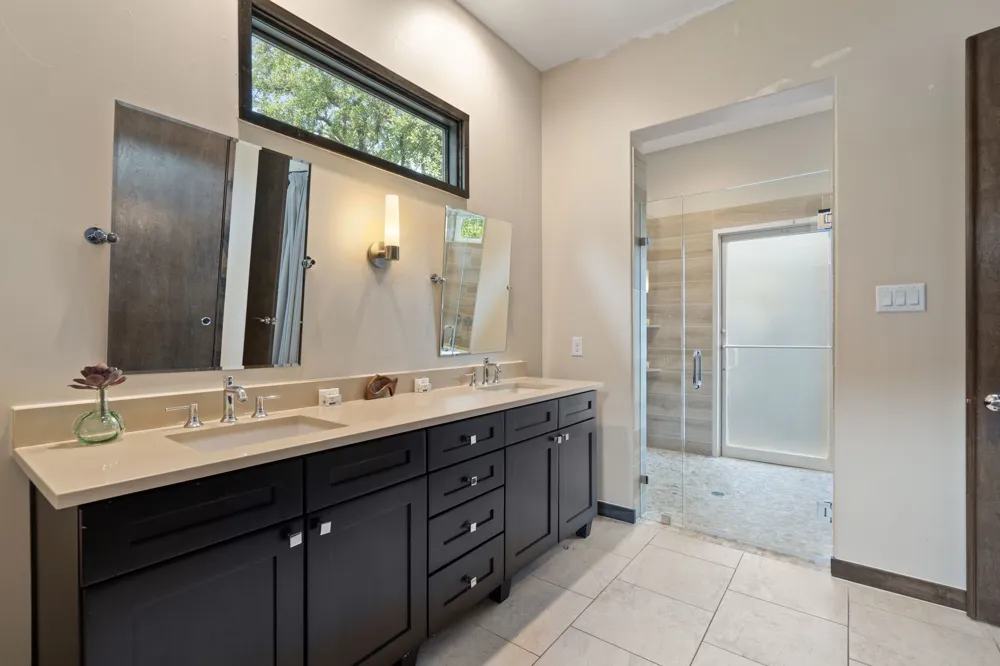 2113 Barbaro Way #15 Spicewood, TX 78669