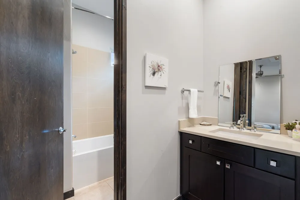 2113 Barbaro Way #15 Spicewood, TX 78669