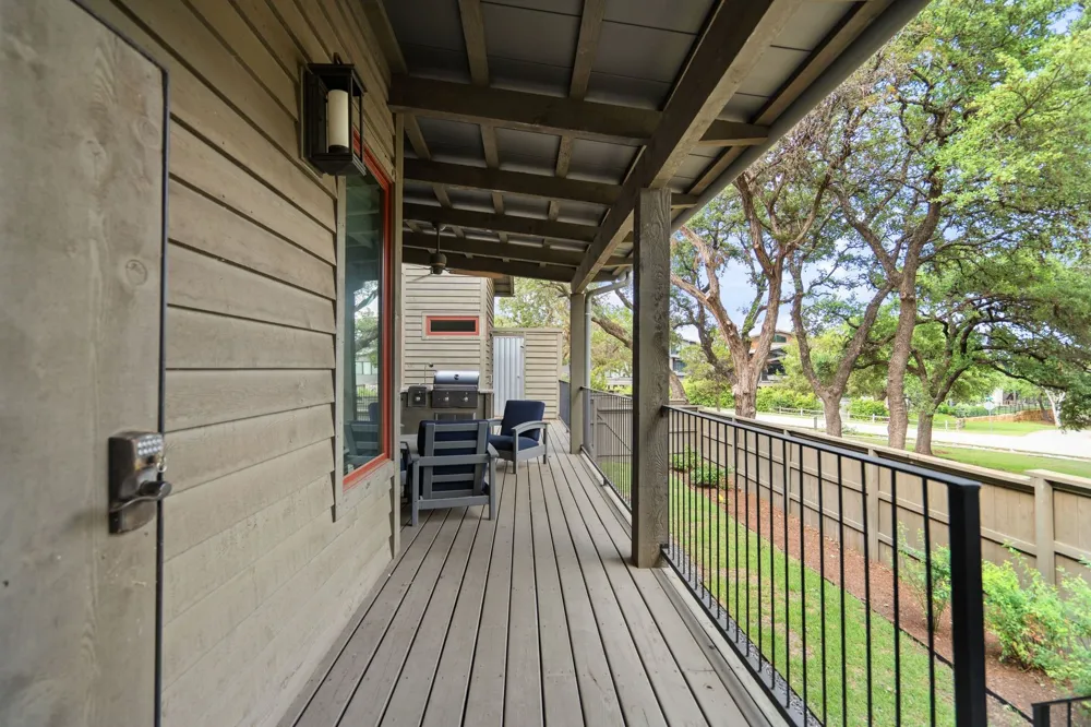 2113 Barbaro Way #15 Spicewood, TX 78669