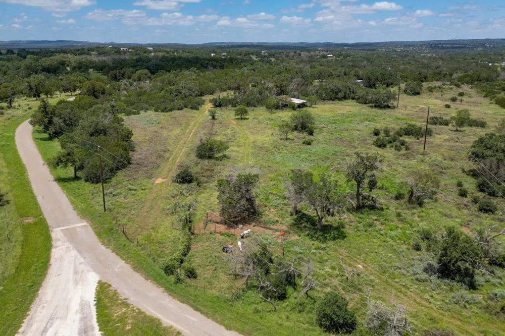 691 Grape Creek Road Johnson City, TX 78636