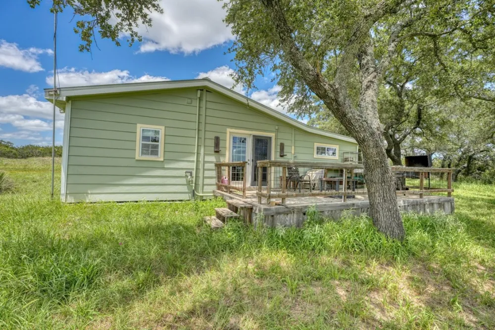691 Grape Creek Road Johnson City, TX 78636