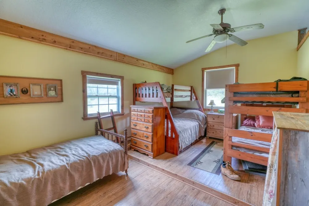 691 Grape Creek Road Johnson City, TX 78636