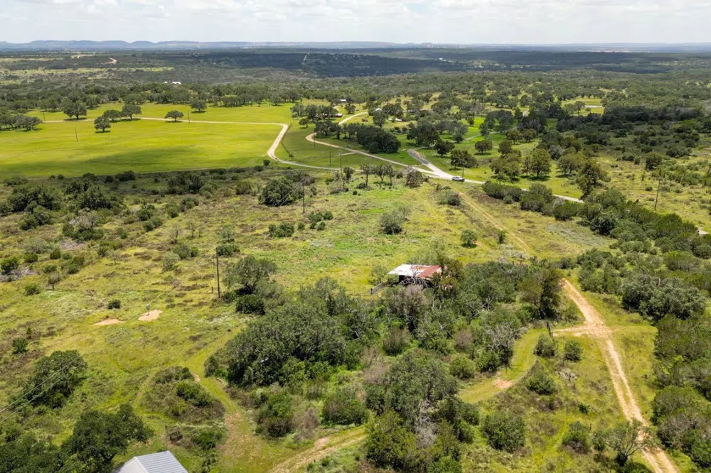 691 Grape Creek Road Johnson City, TX 78636