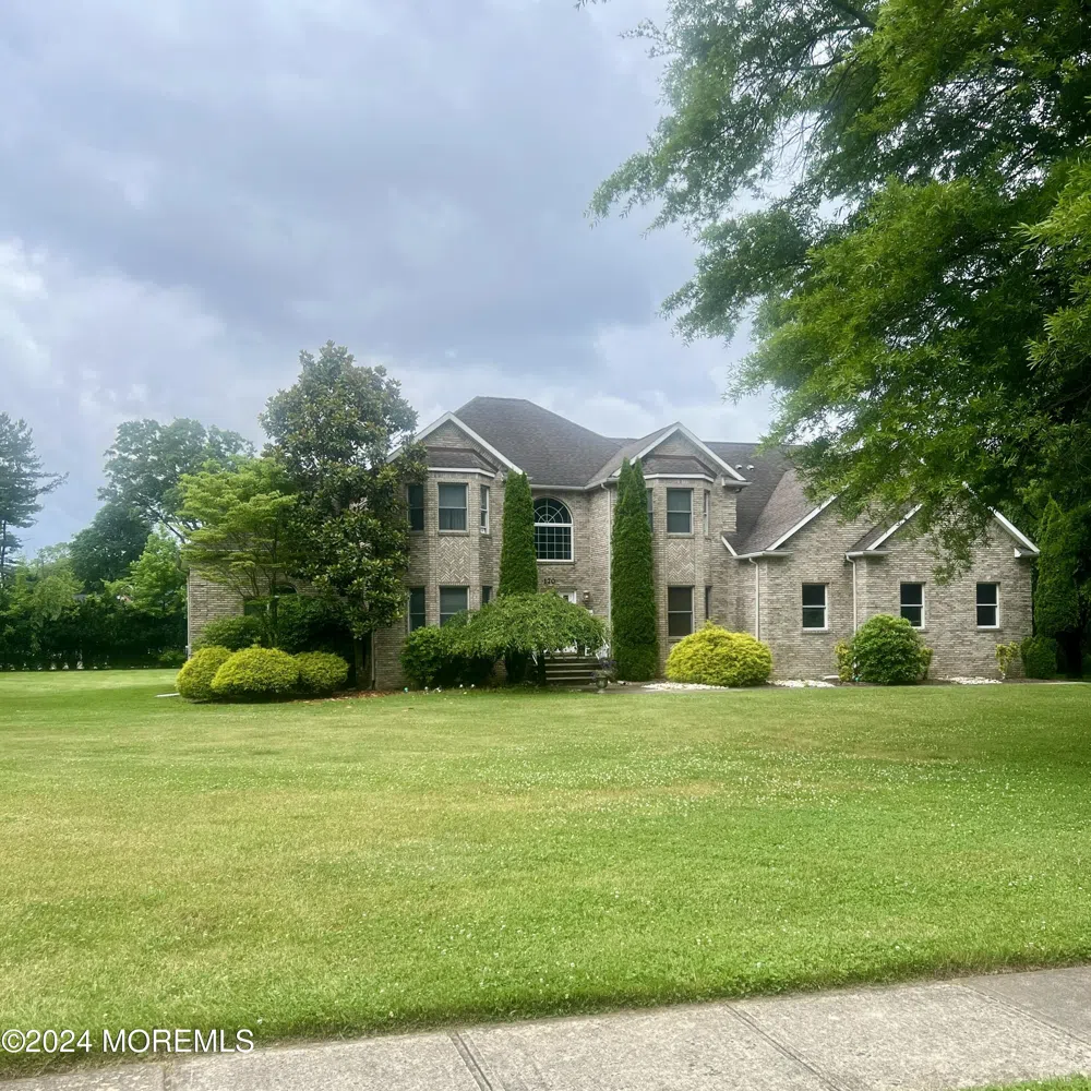 170 Palisade Drive Freehold, NJ 07728