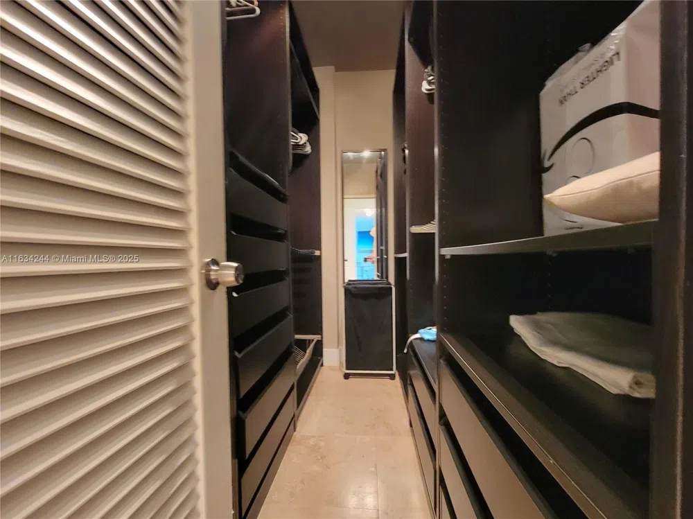 3505 S Ocean Dr #1409 Hollywood, FL 33019