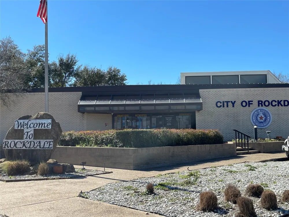 1280 Cypress Trail Loop Rockdale, TX 76567