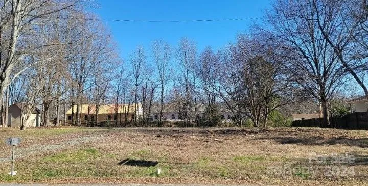 19512 Meridian Street Cornelius, NC 28031