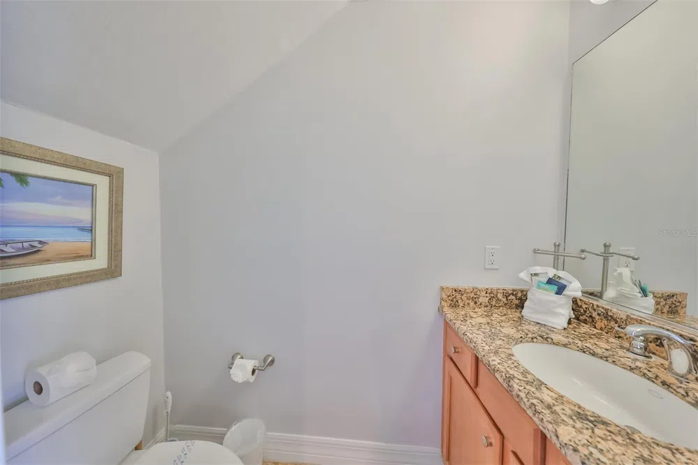3226 MANGROVE POINT DRIVE Ruskin, FL 33570