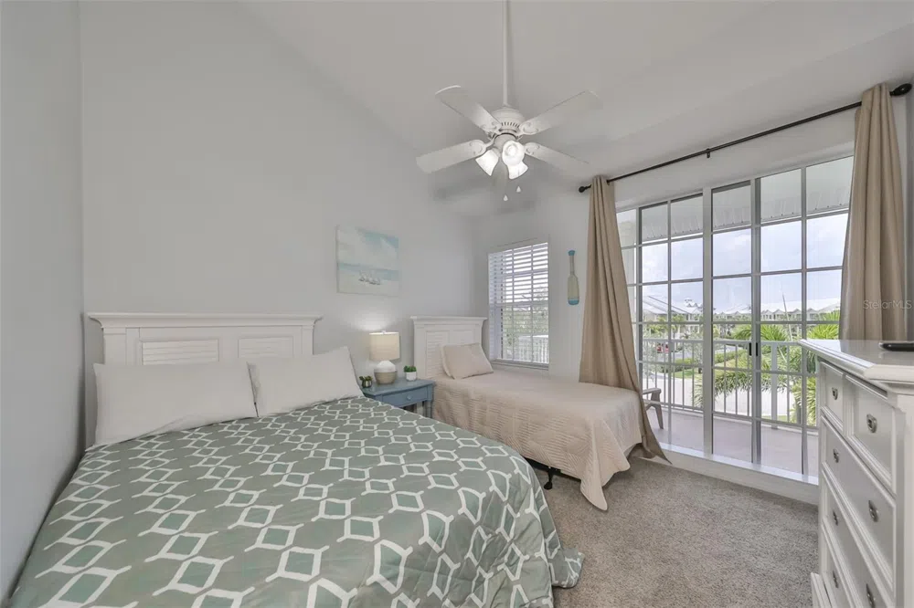 3226 MANGROVE POINT DRIVE Ruskin, FL 33570