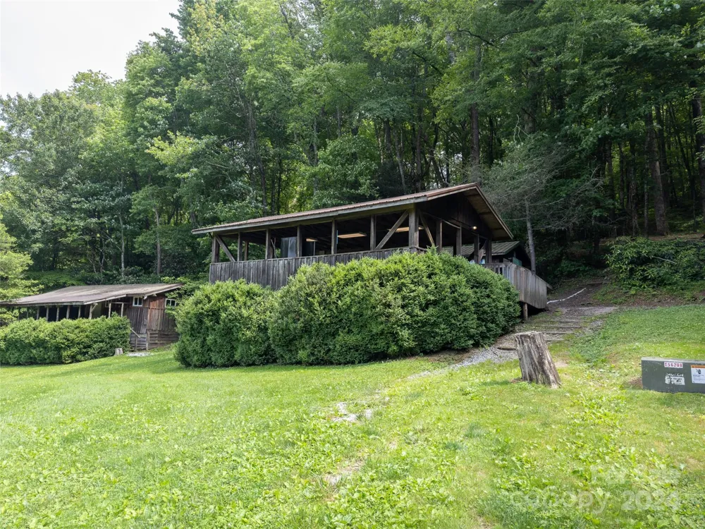 500 Winding Gap Road Lake Toxaway, NC 28487