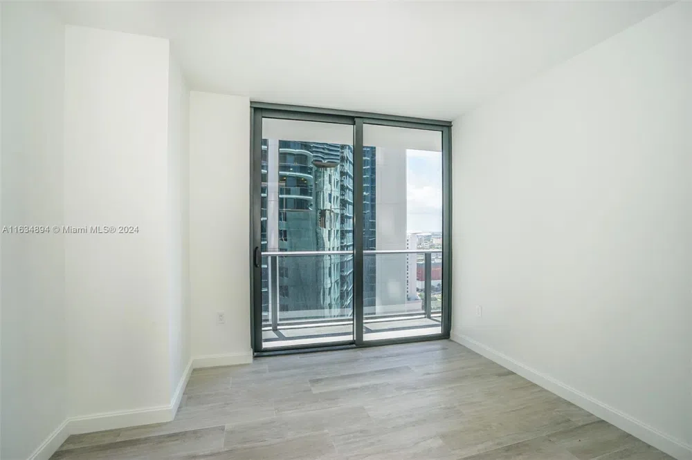 55 SW 9th ST #2108 Miami, FL 33130